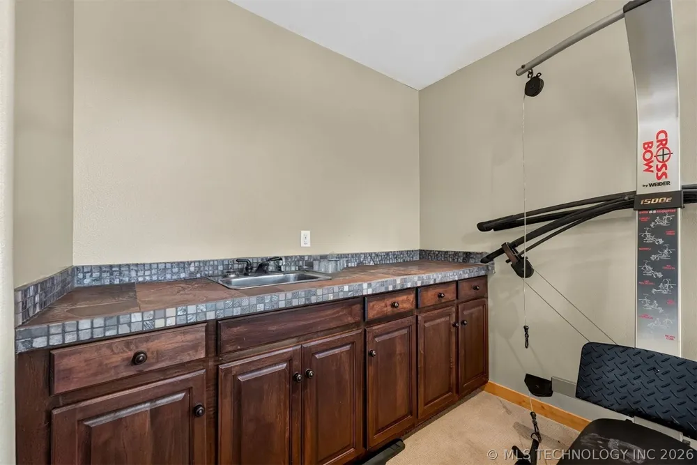 21347 S 397 EastAvenue Porter, OK 74454