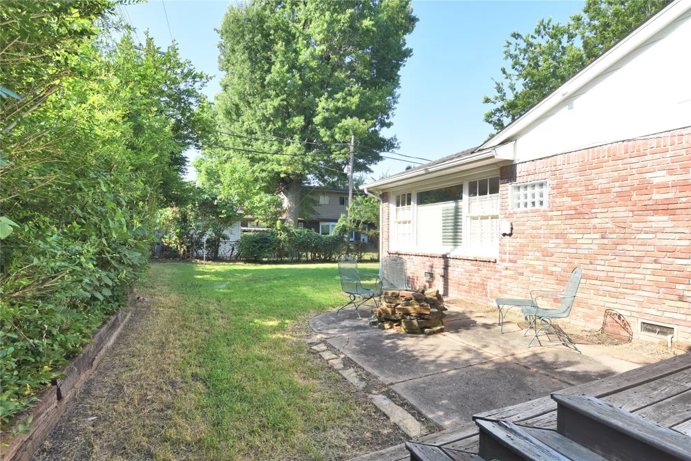 1598 E 60th Place Tulsa, OK 74105