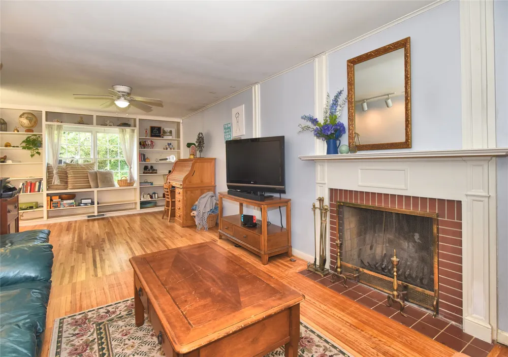 1598 E 60th Place Tulsa, OK 74105