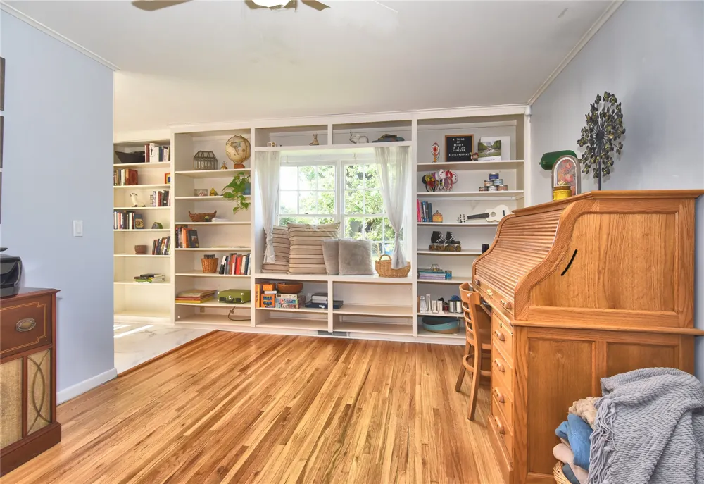 1598 E 60th Place Tulsa, OK 74105