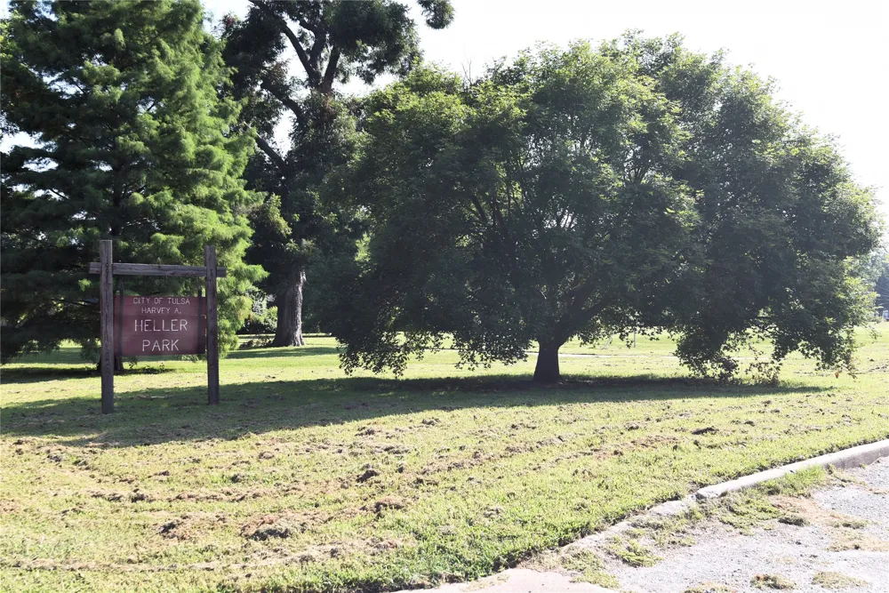1598 E 60th Place Tulsa, OK 74105