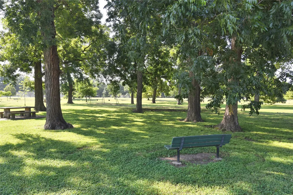 1598 E 60th Place Tulsa, OK 74105