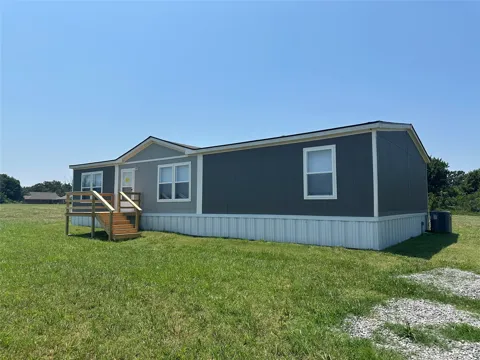 4020 E 474 LANE