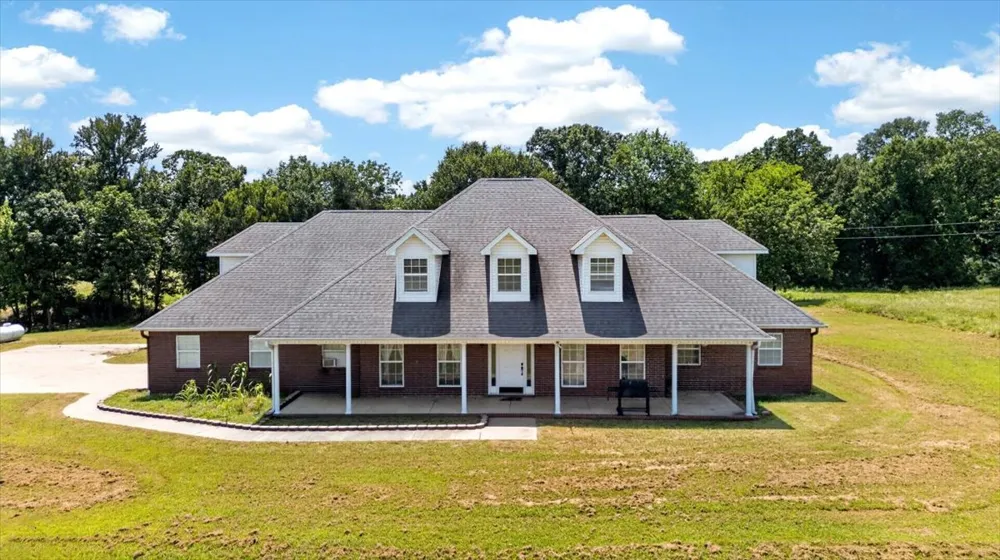 17063 Rhino Spiro, OK 74959