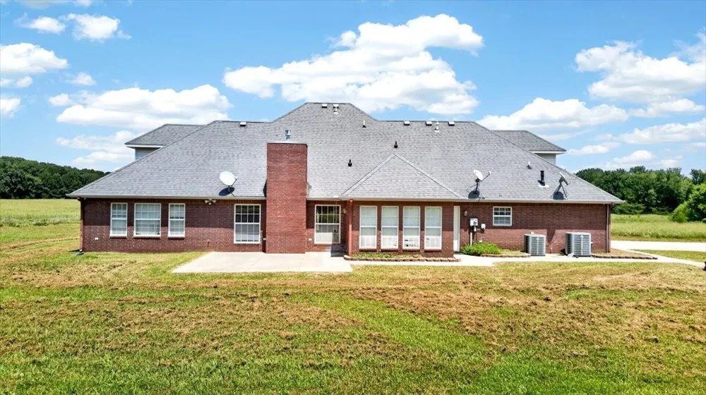 17063 Rhino Spiro, OK 74959