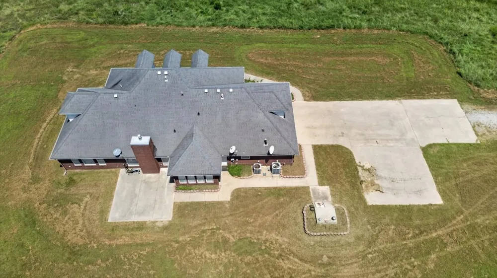 17063 Rhino Spiro, OK 74959