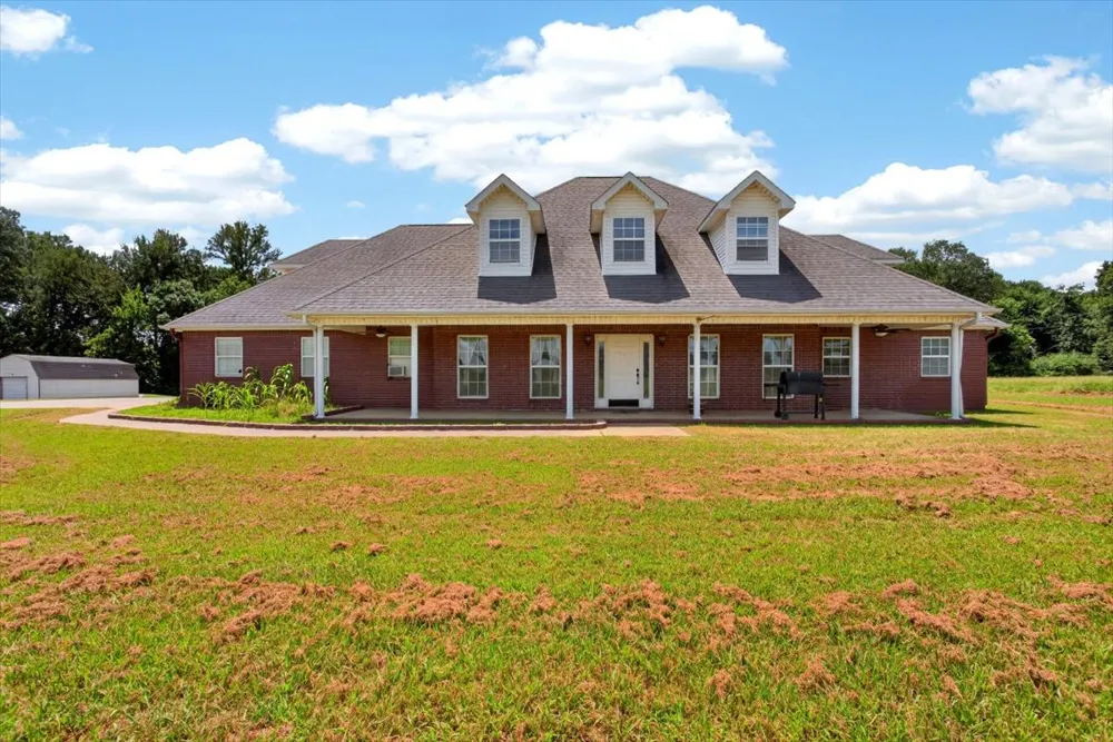 17063 Rhino Spiro, OK 74959