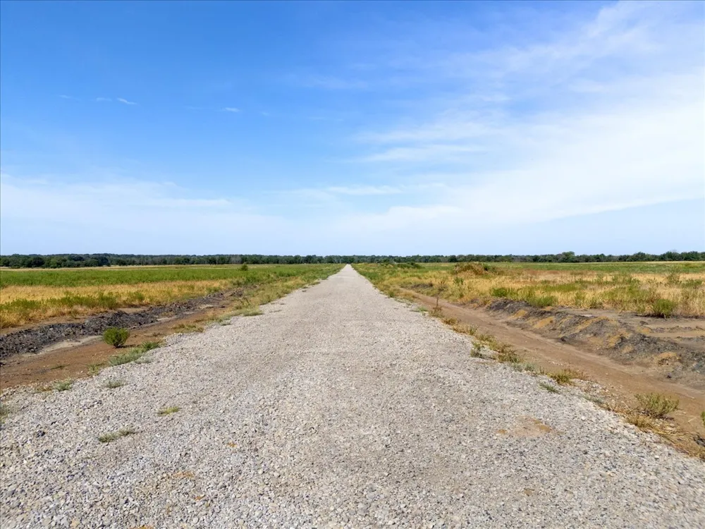 2 S 4280 ROAD Chelsea, OK 74016