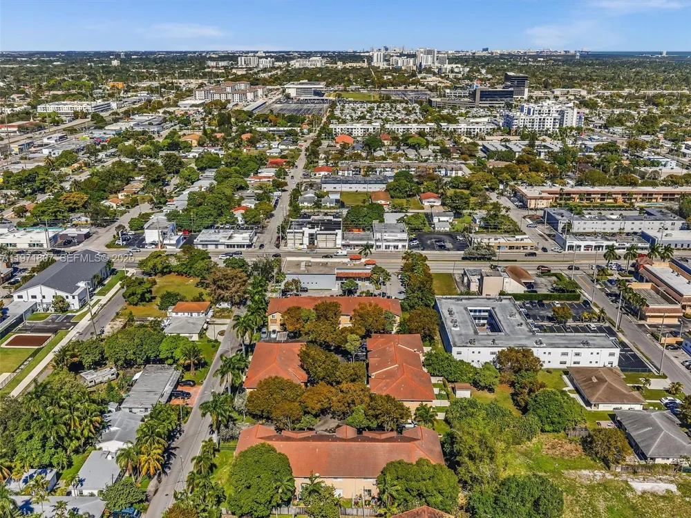 21 SE 3rd Ave Hallandale Beach, FL 33009