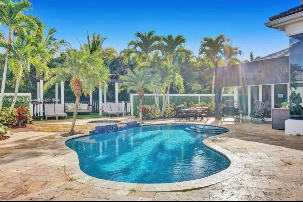 11400 NW 7th St Plantation, FL 33325