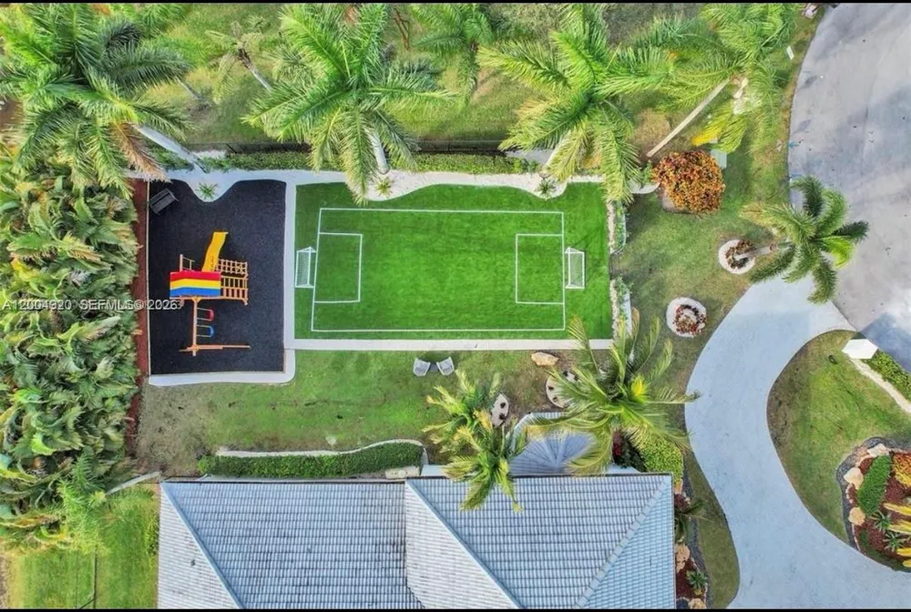 11400 NW 7th St Plantation, FL 33325