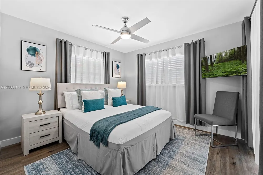 2005 NW 37th St Oakland Park, FL 33309