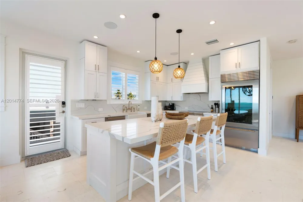 142 Guilford Ct Tavernier, FL 33070