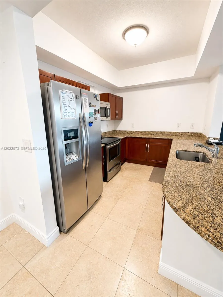 7266 SW 88th St #A203 Miami, FL 33156