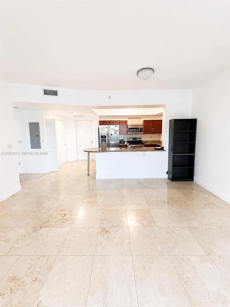 7266 SW 88th St #A203 Miami, FL 33156