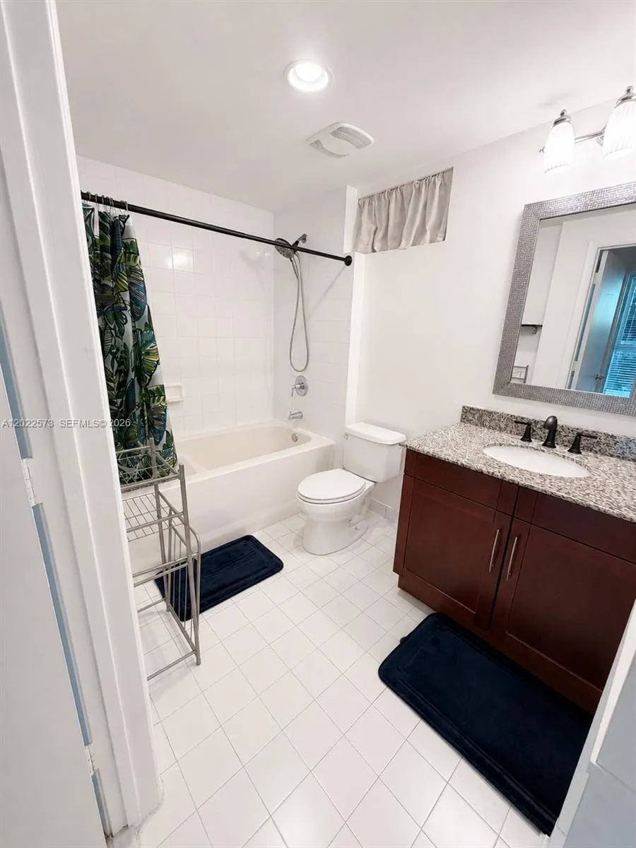 7266 SW 88th St #A203 Miami, FL 33156