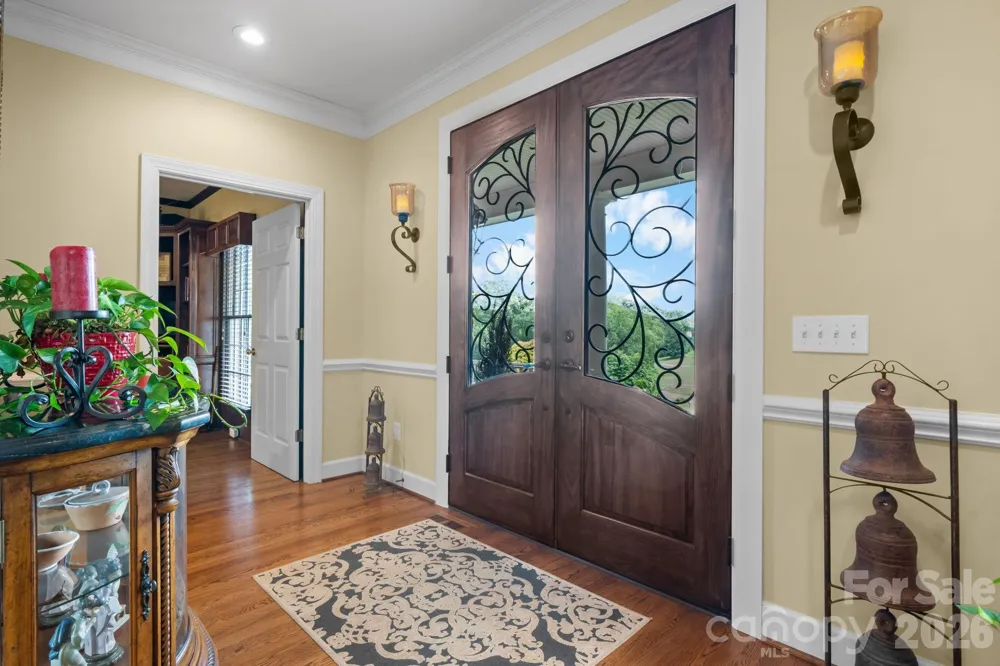 3740 Pinecrest Drive NE Hickory, NC 28601