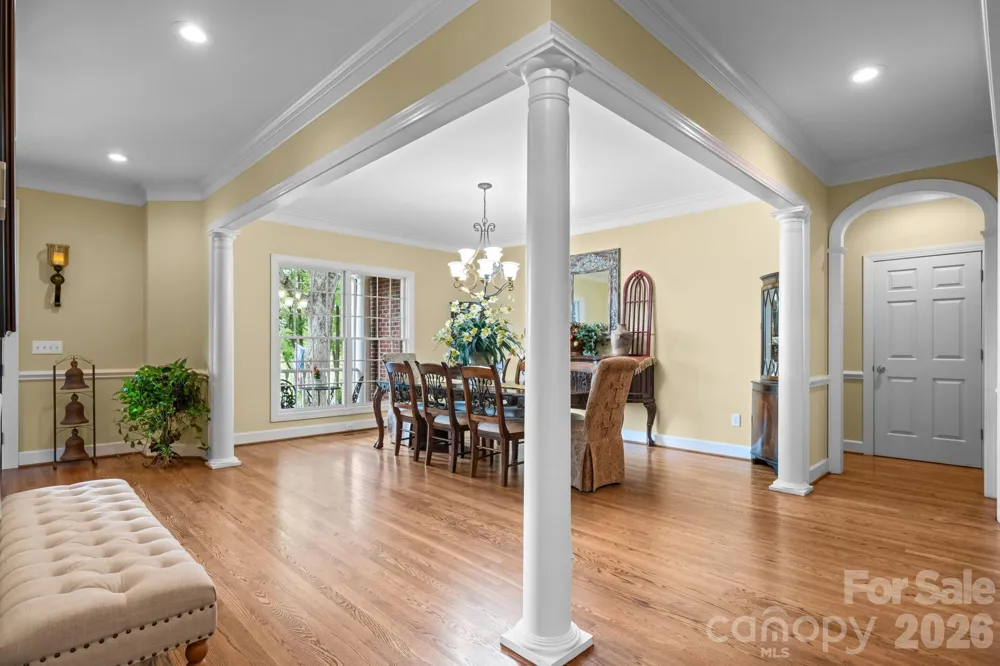 3740 Pinecrest Drive NE Hickory, NC 28601
