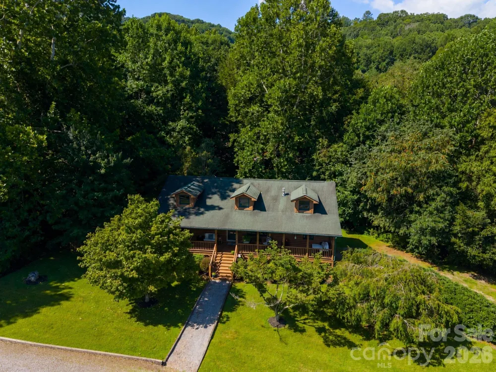 91 Tibi Lane Waynesville, NC 28785