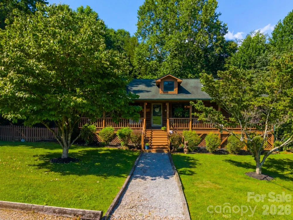 91 Tibi Lane Waynesville, NC 28785
