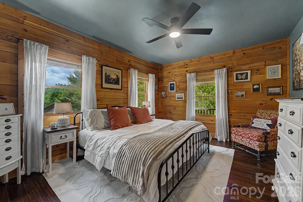 91 Tibi Lane Waynesville, NC 28785