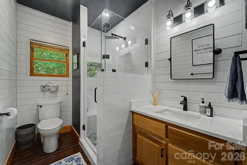 91 Tibi Lane Waynesville, NC 28785