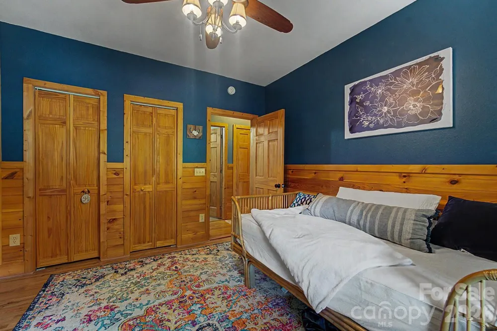 91 Tibi Lane Waynesville, NC 28785