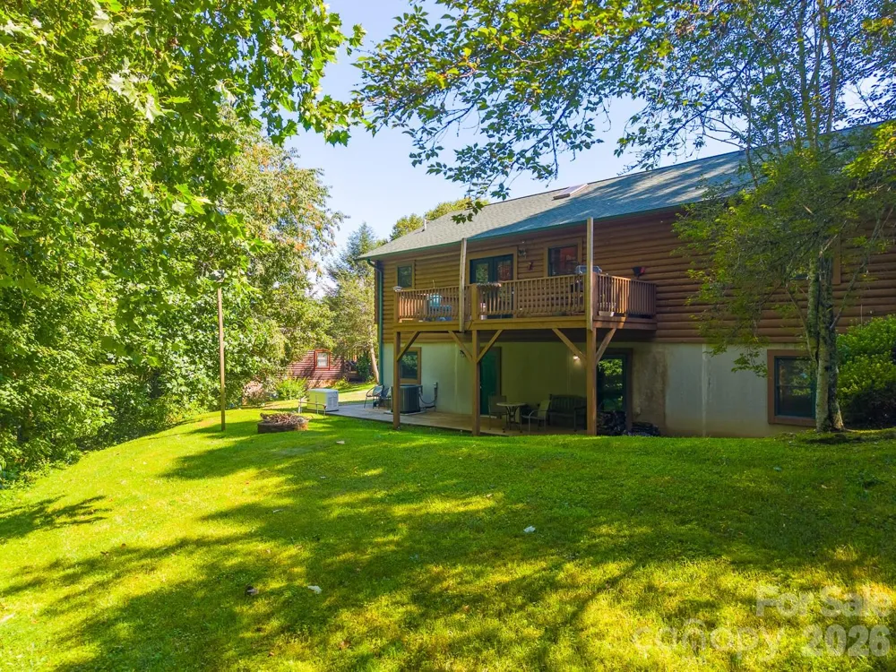 91 Tibi Lane Waynesville, NC 28785