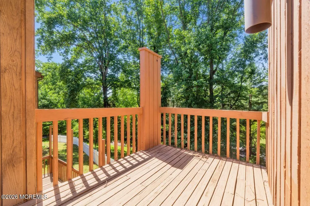 6 Sugar Lane Holmdel, NJ 07733