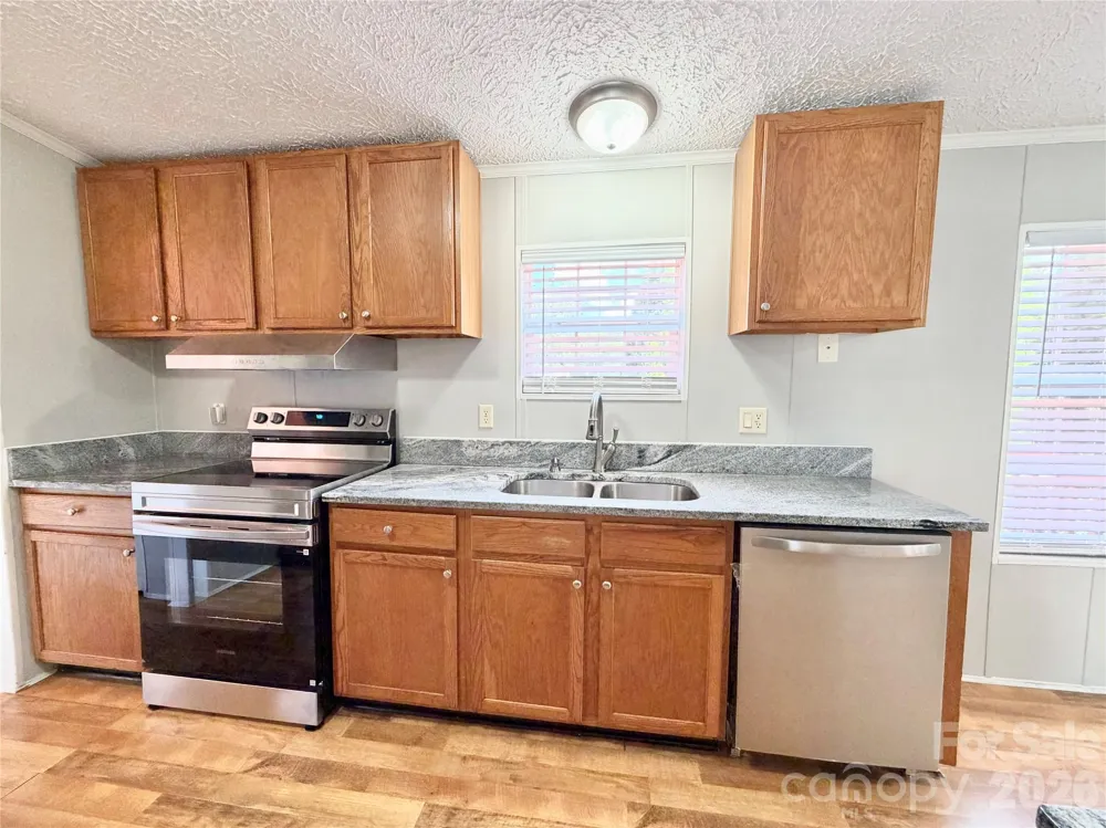 1104 Spring Meadow Drive Woodleaf, NC 27054
