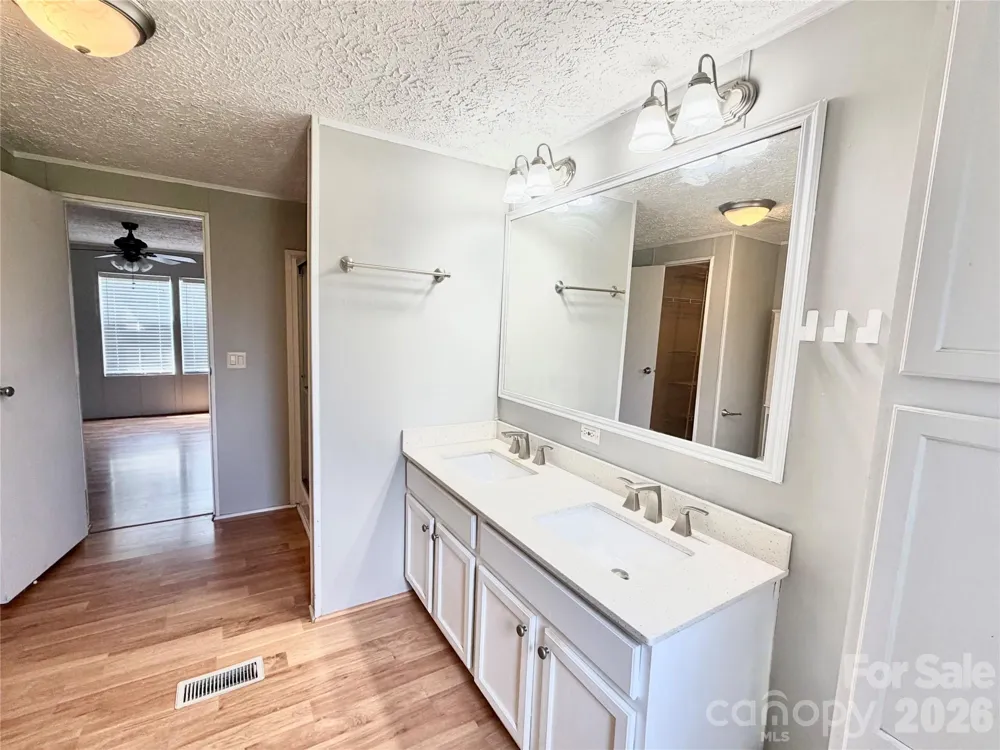 1104 Spring Meadow Drive Woodleaf, NC 27054
