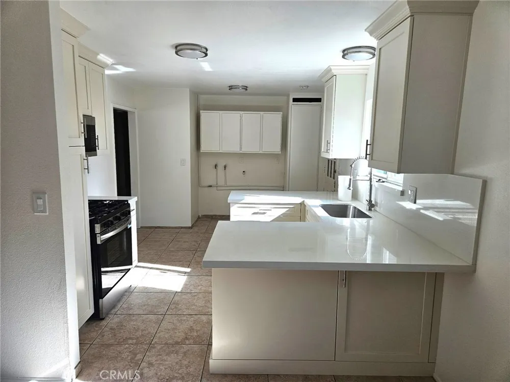 16060 Las Vecinas Drive La Puente, CA 91744