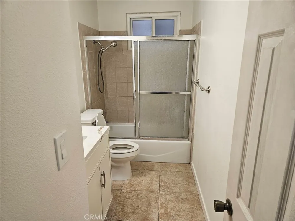 16060 Las Vecinas Drive La Puente, CA 91744
