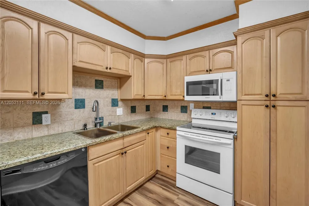 1950 S Ocean Dr #MN Hallandale Beach, FL 33009