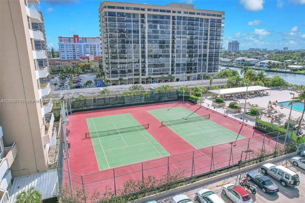 1950 S Ocean Dr #MN Hallandale Beach, FL 33009