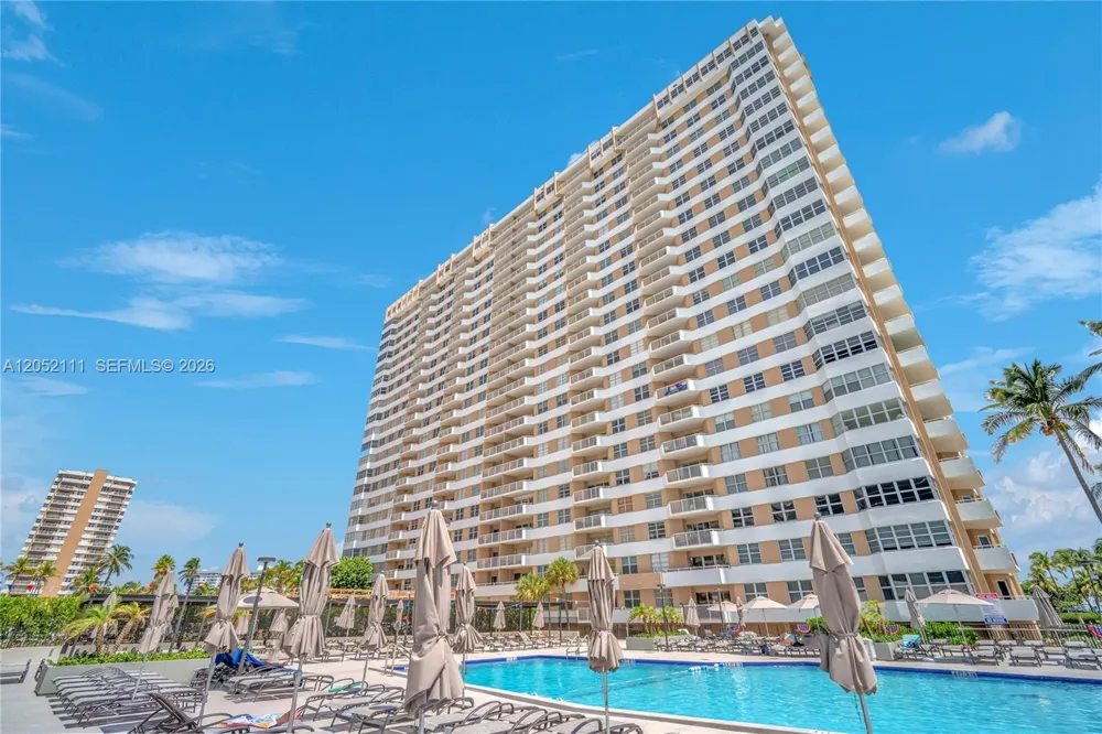 1950 S Ocean Dr #MN Hallandale Beach, FL 33009