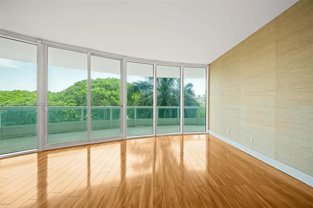 1643 Brickell Ave #702 Miami, FL 33129