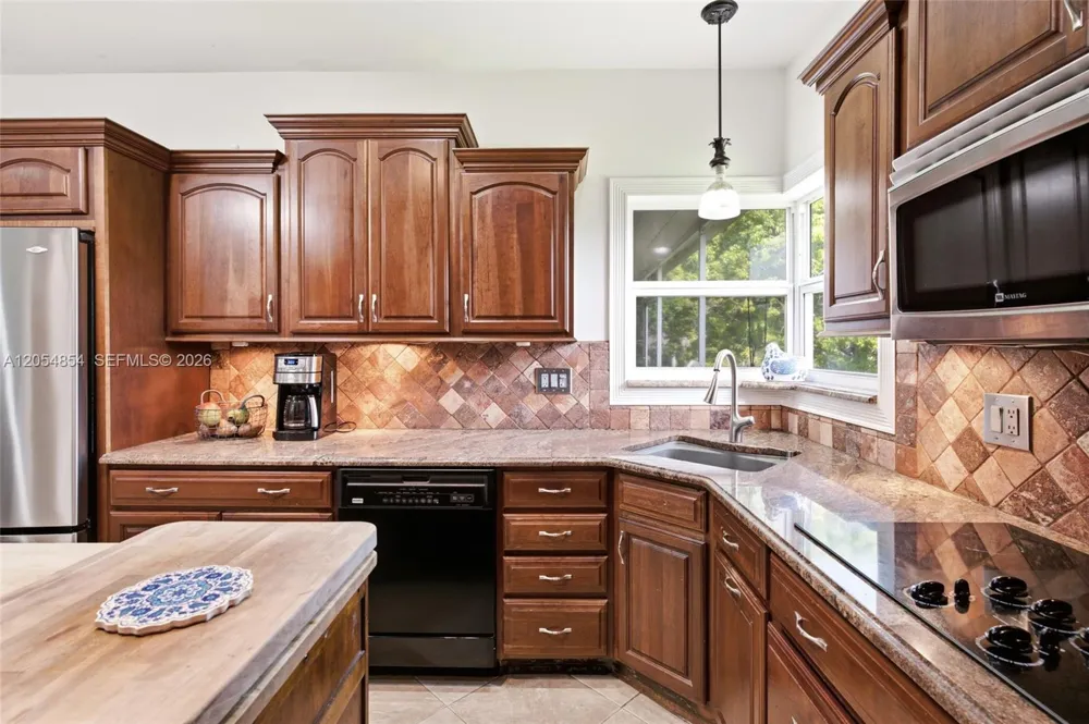 24280 SW 182nd Ave Homestead, FL 33031