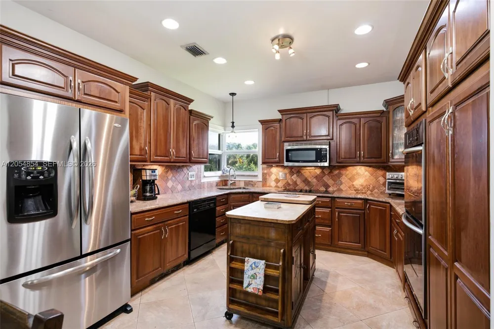 24280 SW 182nd Ave Homestead, FL 33031