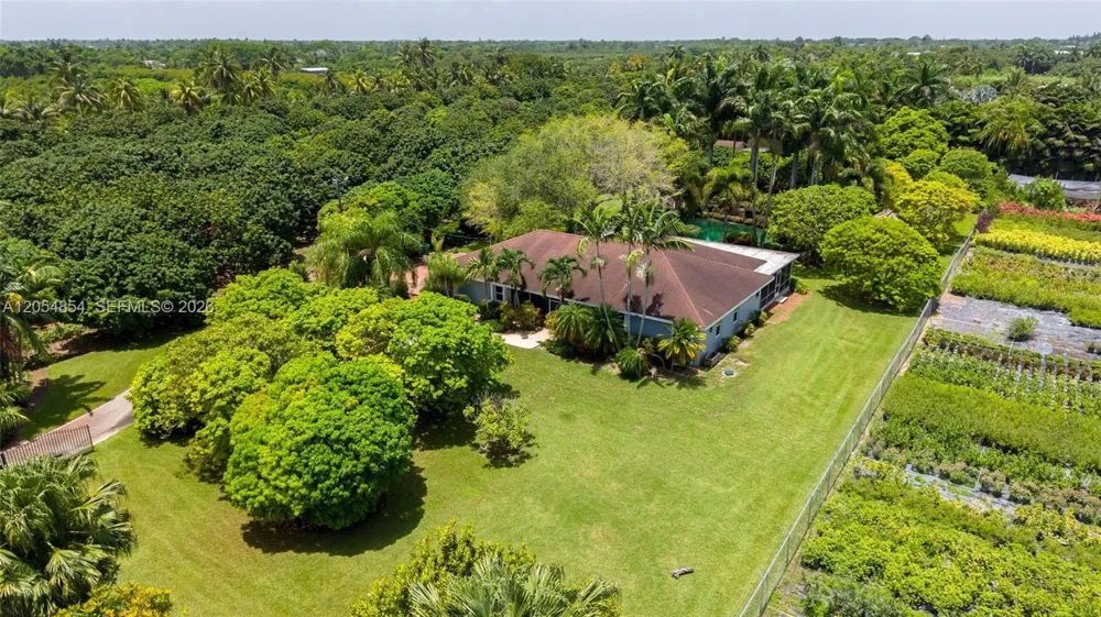 24280 SW 182nd Ave Homestead, FL 33031