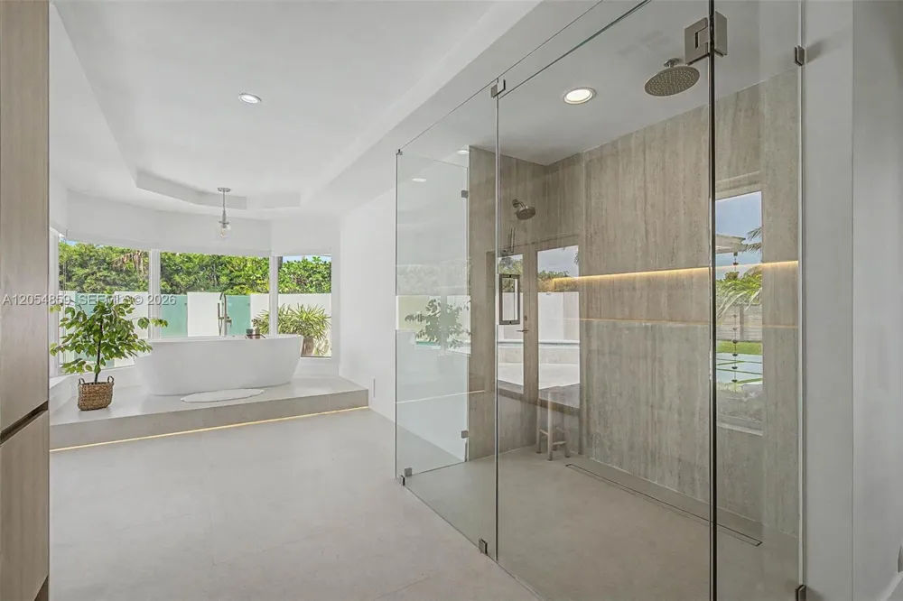 8600 SW 162nd Street Palmetto Bay, FL 33157