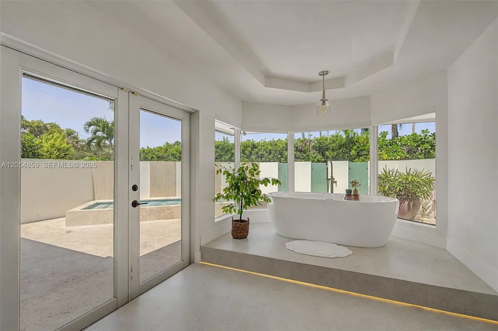 8600 SW 162nd Street Palmetto Bay, FL 33157