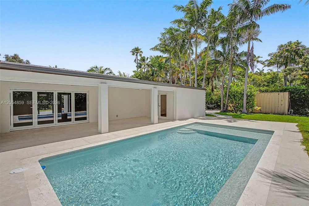 8600 SW 162nd Street Palmetto Bay, FL 33157
