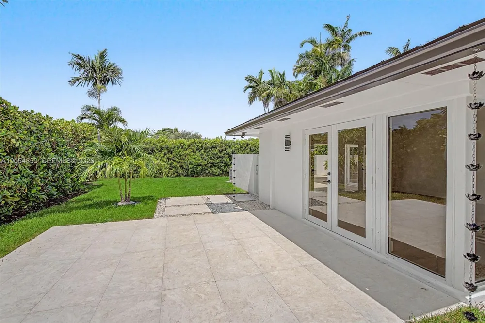 8600 SW 162nd Street Palmetto Bay, FL 33157