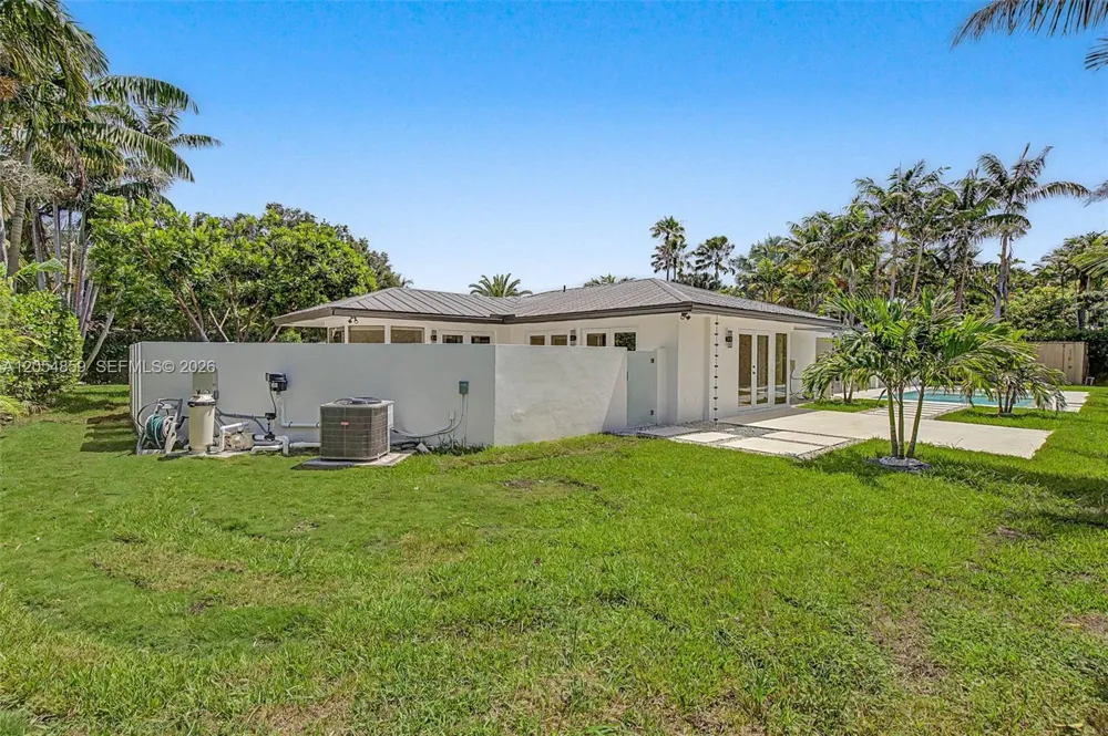 8600 SW 162nd Street Palmetto Bay, FL 33157