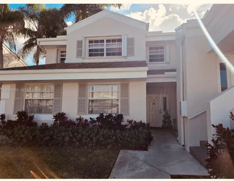 2253 SE 27 dr #101-E