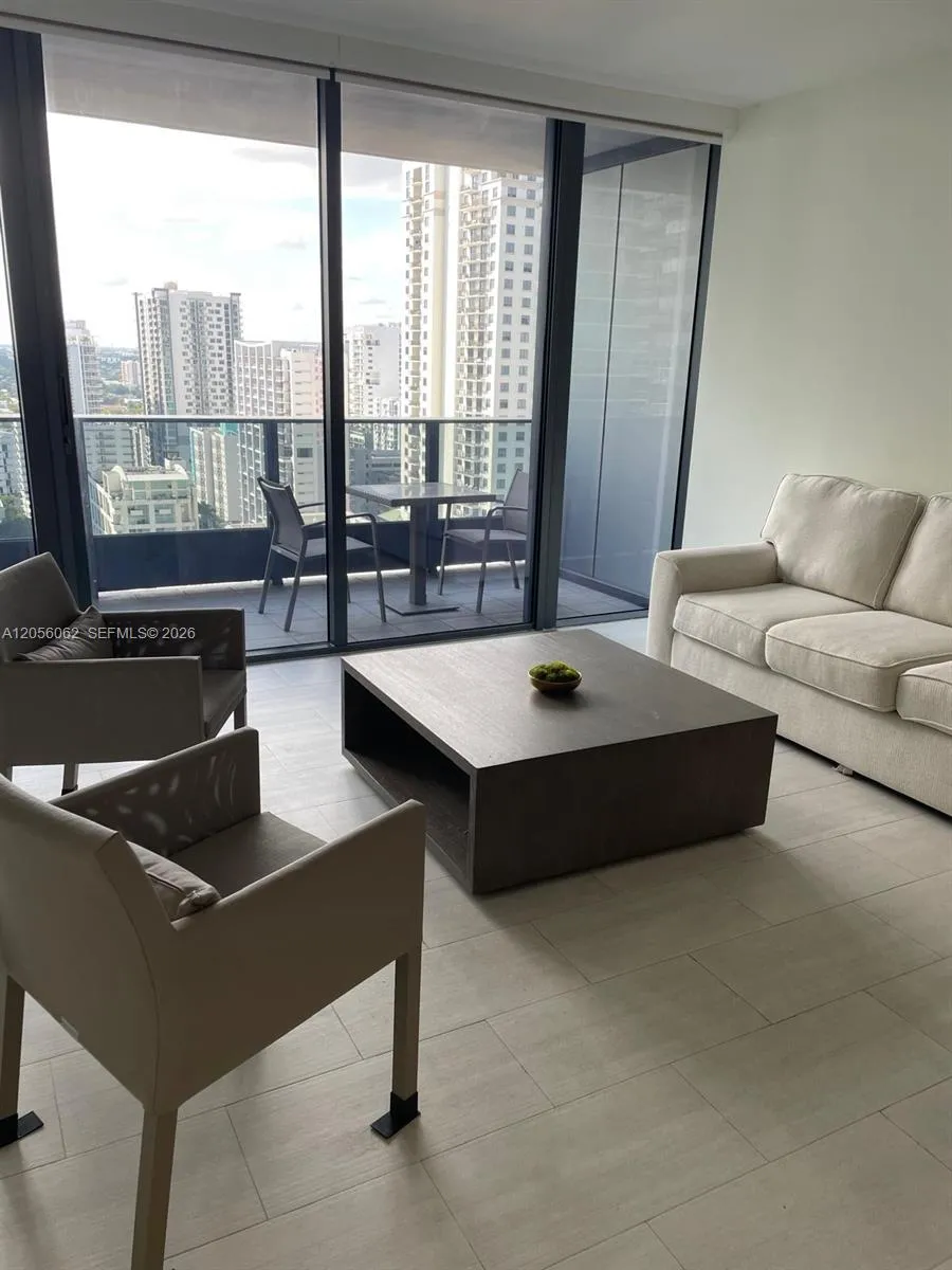 1000 Brickell Plaza #2404 Miami, FL 33131