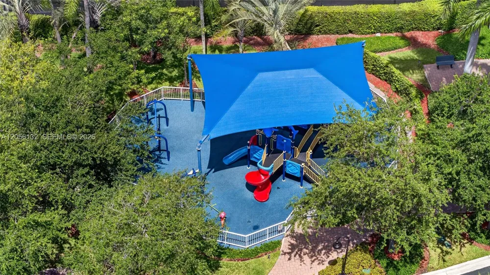 3600 Mystic Pointe Dr #310 Aventura, FL 33180