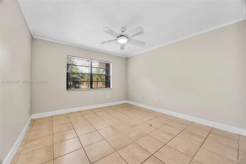 8261 SW 128 St #207 Pinecrest, FL 33156