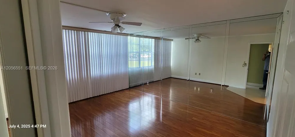1300 Saint Charles Pl #L19 Pembroke Pines, FL 33026